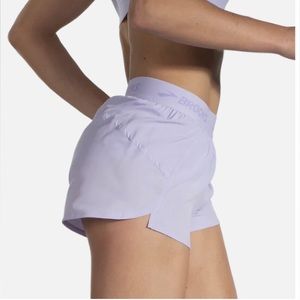 Brooks 3” women’s Chaser Shorts violet dash size large NWT